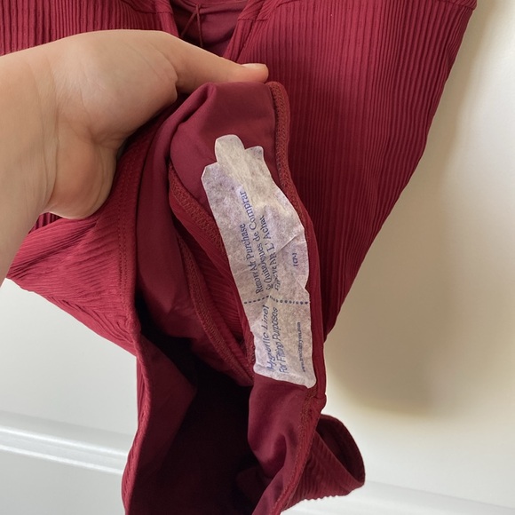 NWT L*SPACE Pointelle Rib Cha Cha One Piece Swimsuit Size 8 Burgundy - Picture 8 of 12